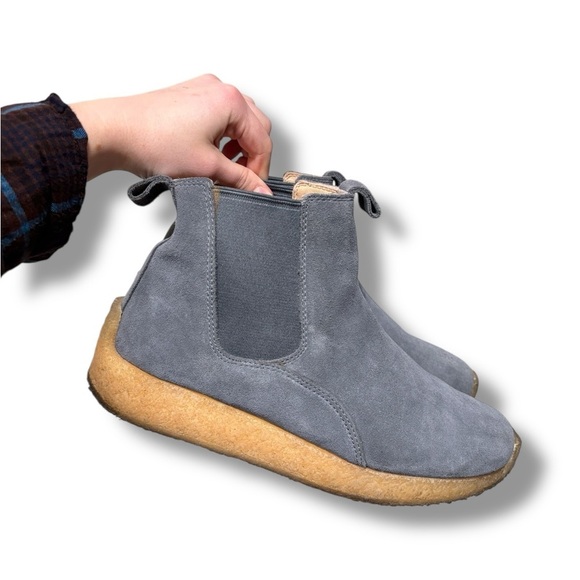 Kith x Ronnie Fieg for Clarks Season 2 Radlett in Asteroid Blue Suede Leather main image 9